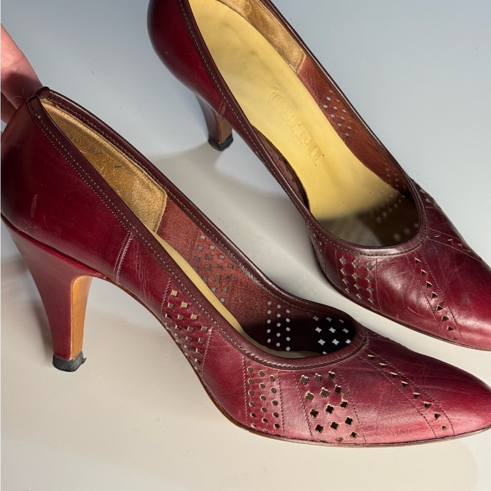70s Vintage DeLiso Burgundy Leather Pumps with Perforated Design